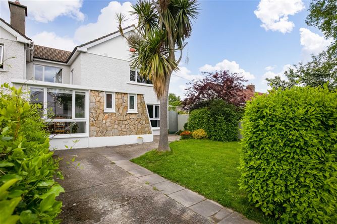 13 Little Meadow, Pottery Road, Dun Laoghaire, Co. Dublin