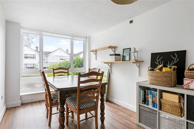 13 Little Meadow, Pottery Road, Dun Laoghaire, Co. Dublin