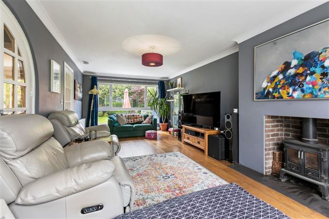 13 Little Meadow, Pottery Road, Dun Laoghaire, Co. Dublin