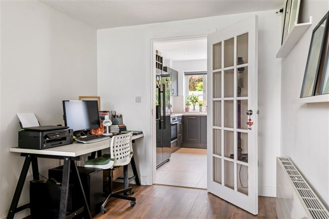 13 Little Meadow, Pottery Road, Dun Laoghaire, Co. Dublin