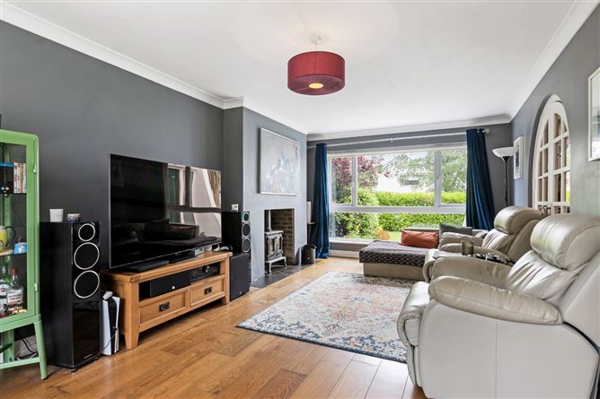 13 Little Meadow, Pottery Road, Dun Laoghaire, Co. Dublin