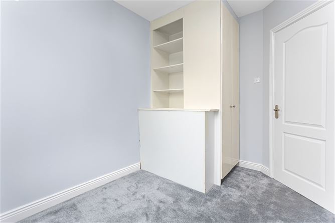 5 Castle Riada Drive, Lucan, Dublin