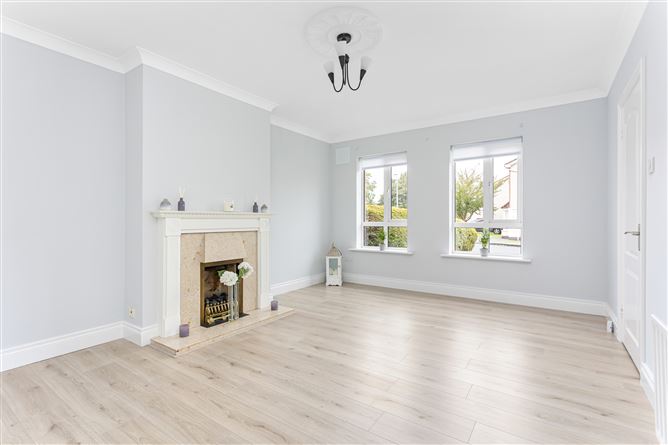 5 Castle Riada Drive, Lucan, Dublin