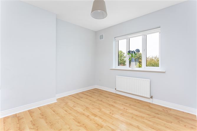 5 Castle Riada Drive, Lucan, Dublin