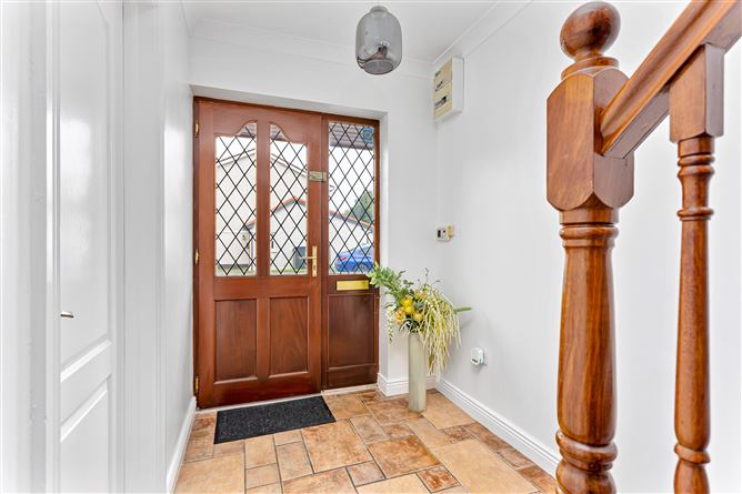 5 Castle Riada Drive, Lucan, Dublin