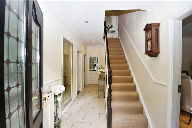 6 Woodside, Waterfall, Cork
