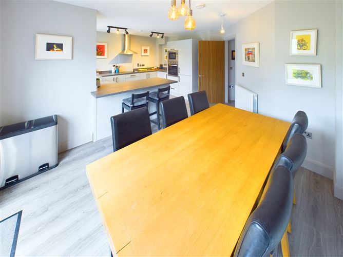 2 Manor View, Roxborough Manor, Mulgannon, Wexford Town, Wexford
