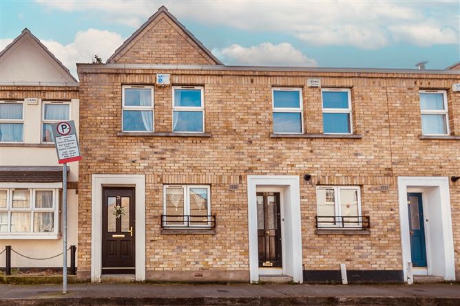 https://photos-a.propertyimages.ie/media/0/4/0/4912040/49533f59-e7fe-433f-9564-737b4511c641_l.jpg