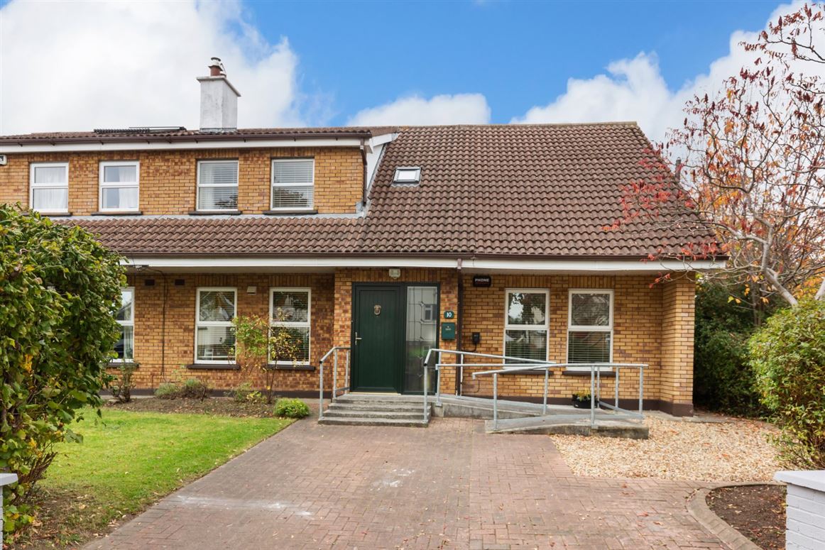 10 Grange Manor Drive, Rathfarnham, Dublin 16