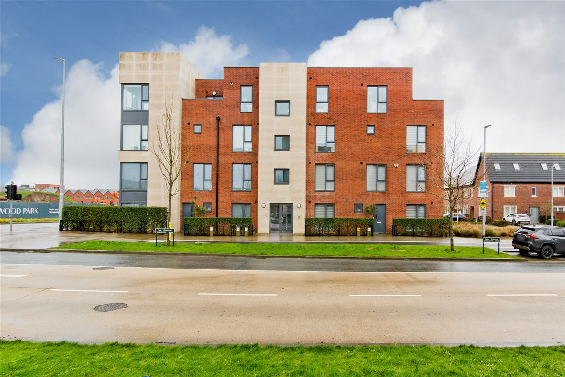 2 Shackleton Mall, Shackleton Grange, Lucan, Co. Dublin