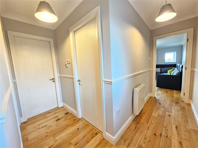 69 Mill House, Cornmarket Street, Ennis, Co. Clare