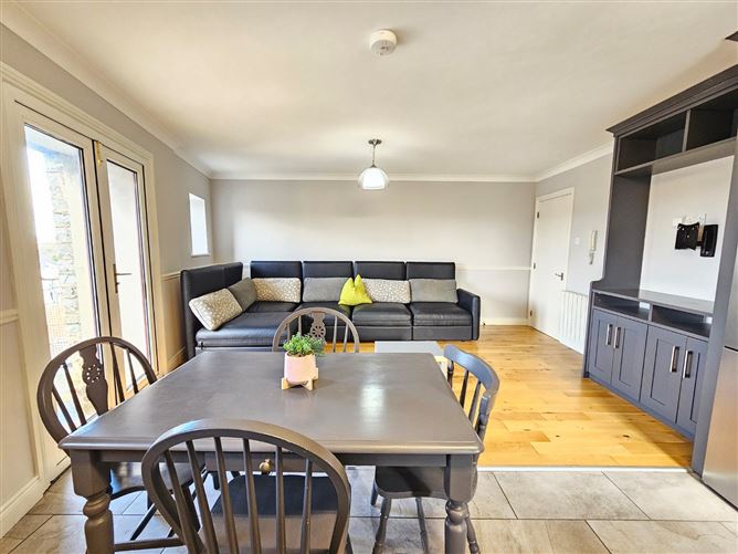 69 Mill House, Cornmarket Street, Ennis, Co. Clare