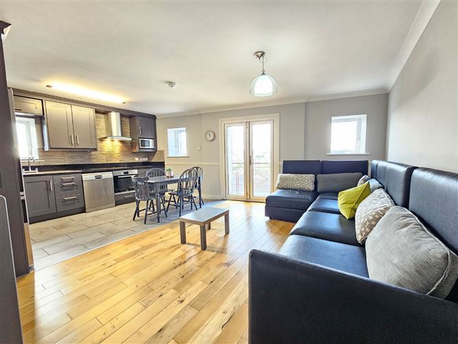 69 Mill House, Cornmarket Street, Ennis, Co. Clare