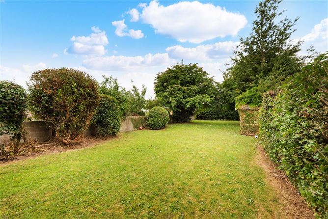 Photo 14 of 16 — 143 Clonkeen Road, Deansgrange, Blackrock, Co. Dublin