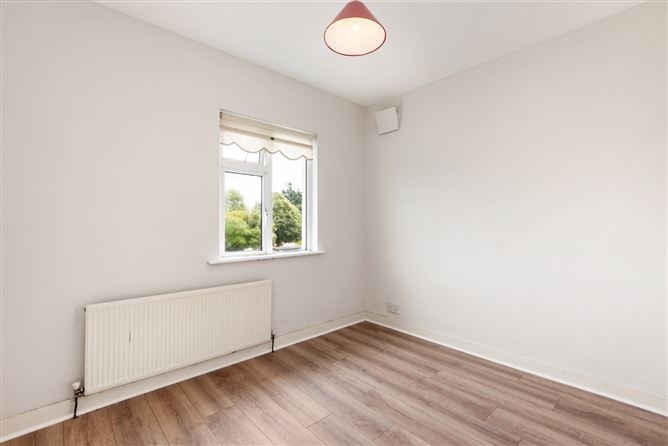 Photo 12 of 16 — 143 Clonkeen Road, Deansgrange, Blackrock, Co. Dublin