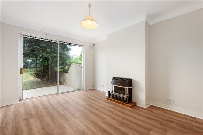 Photo 5 of 16 — 143 Clonkeen Road, Deansgrange, Blackrock, Co. Dublin