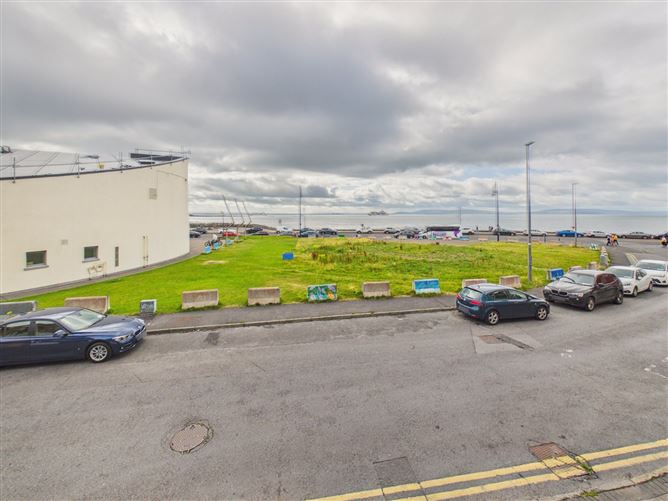 Photo 15 of 17 — Apartment 1, Maritimo, Quincentennial Drive, Salthill, Galway