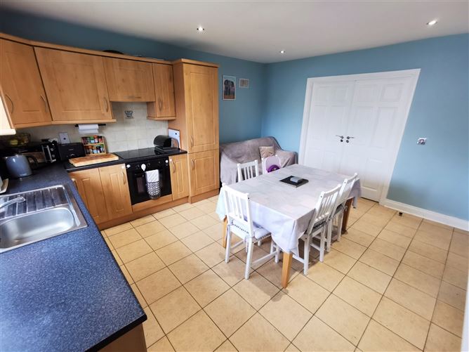 47 Cluain Aoibhinn, Claremorris, Co. Mayo