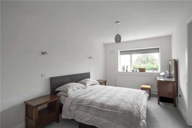 Crossbarry, St Fintans Road, Sutton, Dublin 13