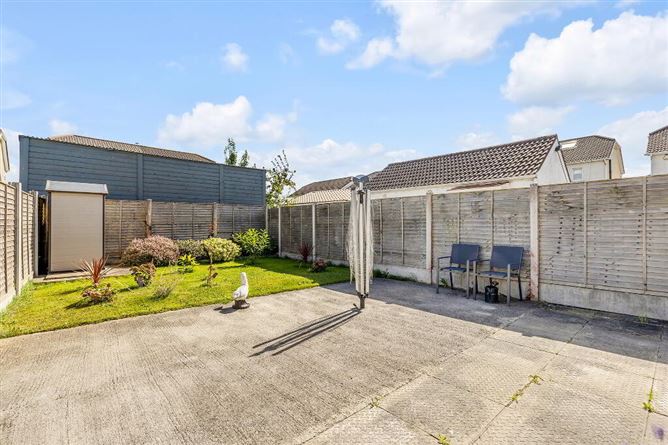 68 Earlsfort Road, Lucan, Dublin