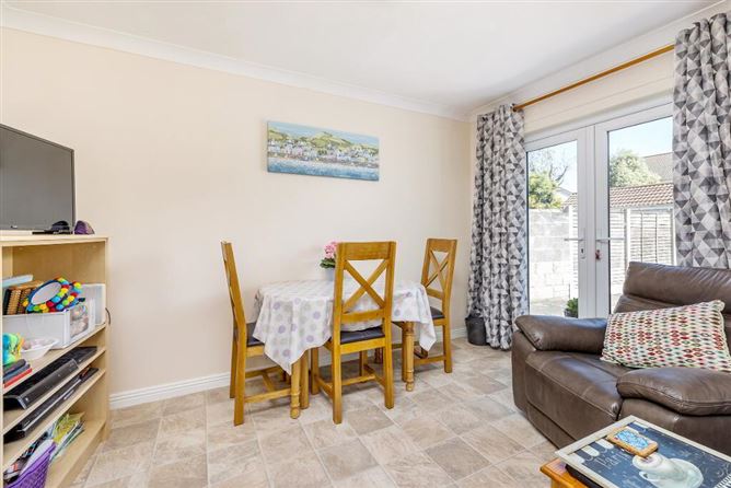 68 Earlsfort Road, Lucan, Dublin