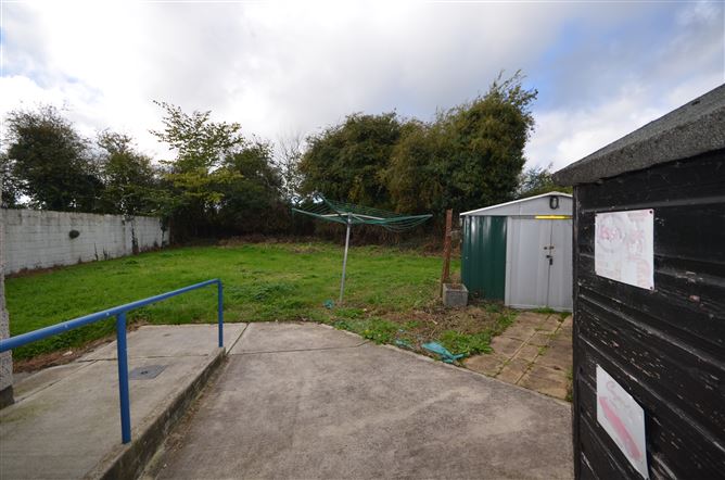 80 New Caragh Court, Naas, Kildare