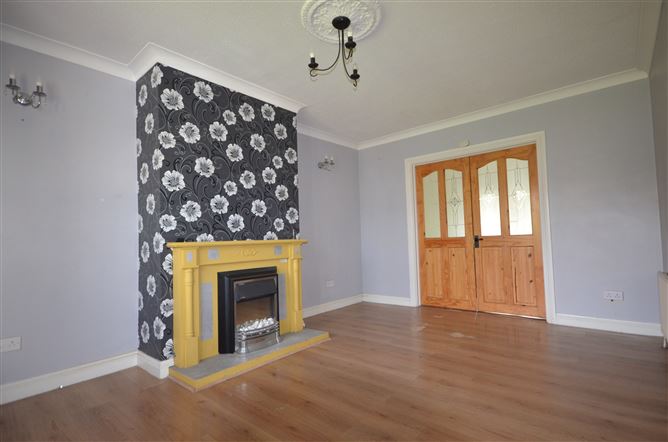 80 New Caragh Court, Naas, Kildare