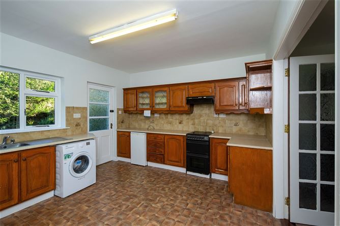 4 Castle Grove, Saint Josephs Road, Mallow, Co. Cork