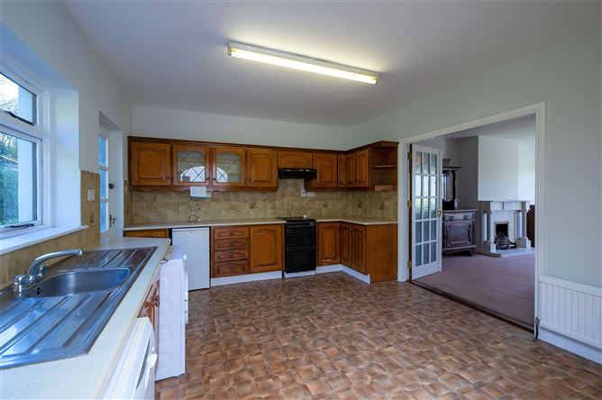 4 Castle Grove, Saint Josephs Road, Mallow, Co. Cork