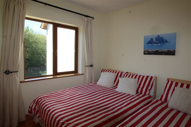 2 Cois Farraige, Fawnmore, Kilcrohane, West Cork