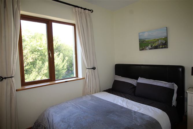 2 Cois Farraige, Fawnmore, Kilcrohane, West Cork
