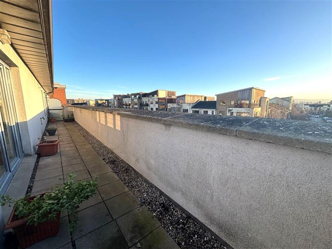 Mayeston Square, Finglas, Dublin 11