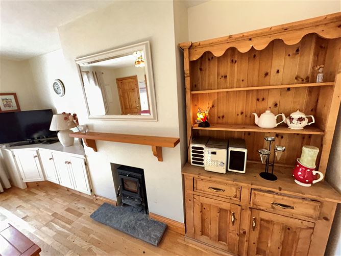 20 Cuirt Merriman, Ennistymon, Clare