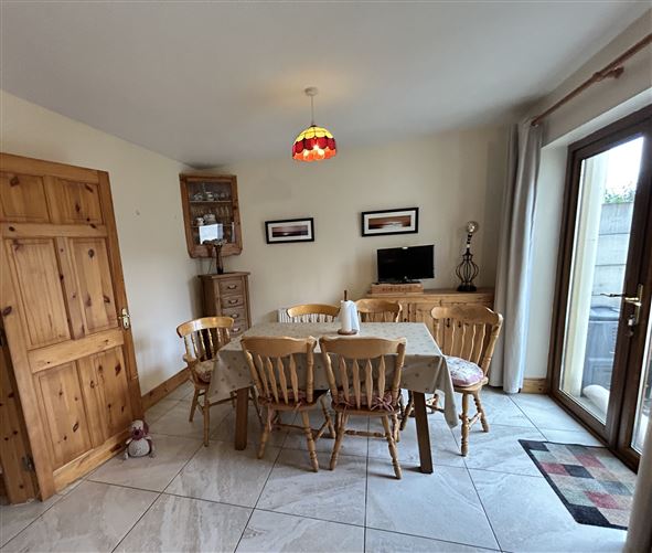 20 Cuirt Merriman, Ennistymon, Clare