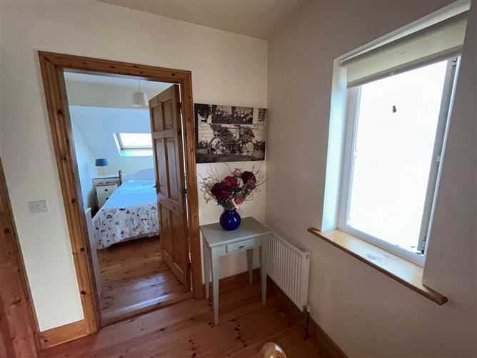 20 Cuirt Merriman, Ennistymon, Clare