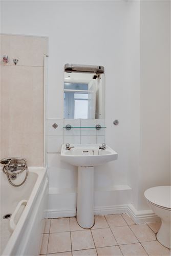 135 Jervis Place, Capel Street, Dublin 1
