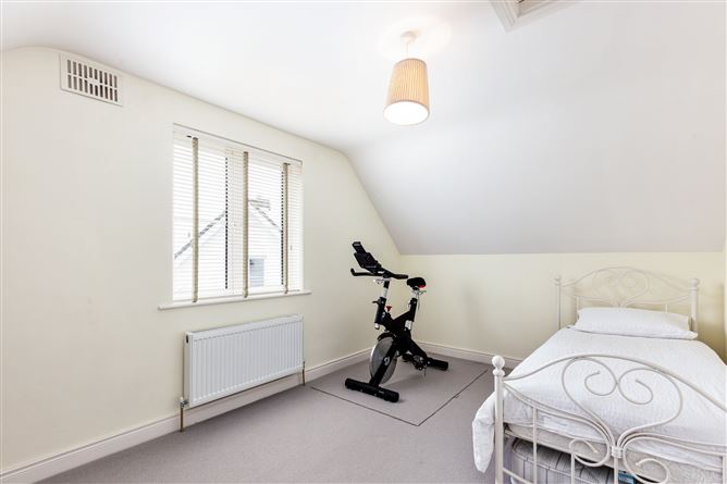 33 Brittas Bay Village, Brittas Bay, Co. Wicklow