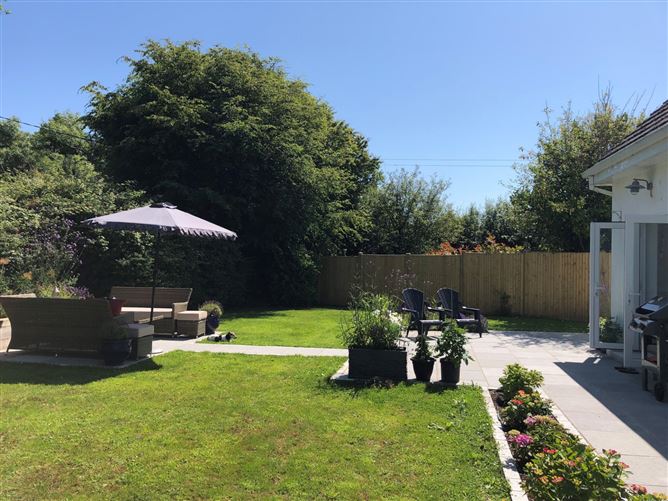 33 Brittas Bay Village, Brittas Bay, Co. Wicklow