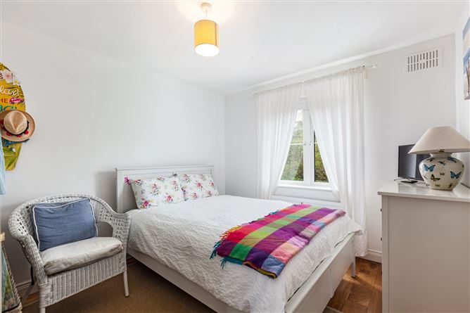 33 Brittas Bay Village, Brittas Bay, Co. Wicklow