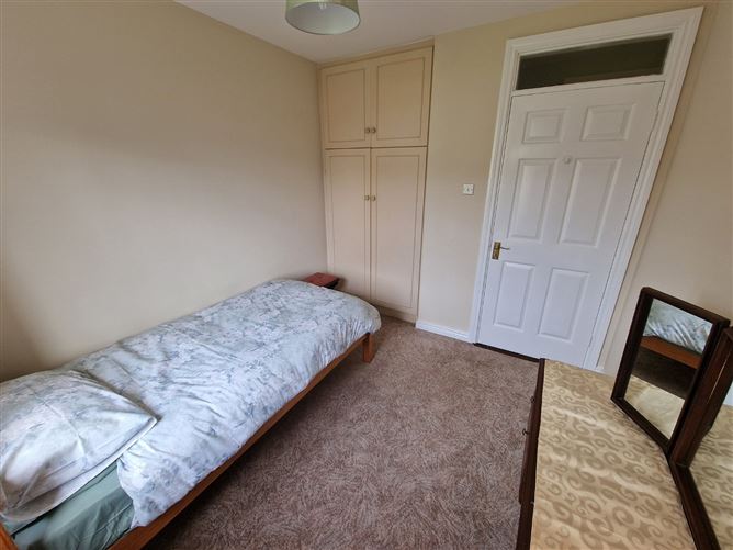 50 Brookville, Lahinch Road, Ennis, Co. Clare