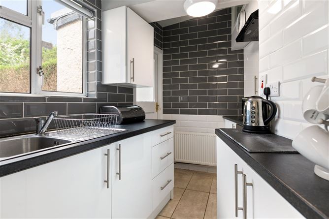 6 Magenta Place, Sandycove, Co. Dublin