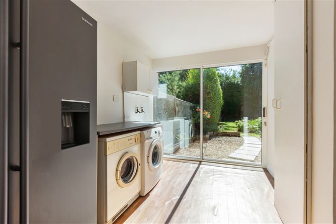 112 Lakelands Close, Stillorgan, Co. Dublin