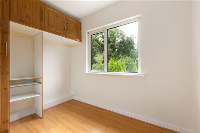 112 Lakelands Close, Stillorgan, Co. Dublin