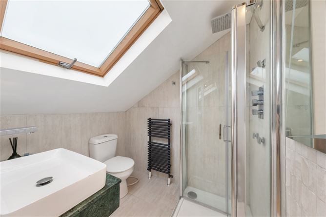 42 Russell Place, Russell Square, Tallaght, Dublin 24