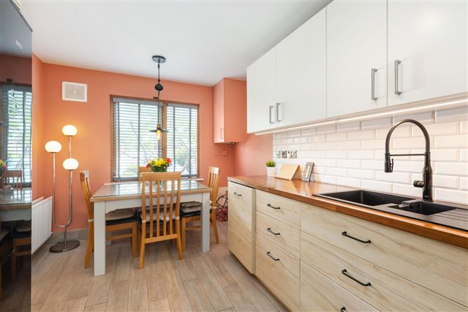 42 Russell Place, Russell Square, Tallaght, Dublin 24