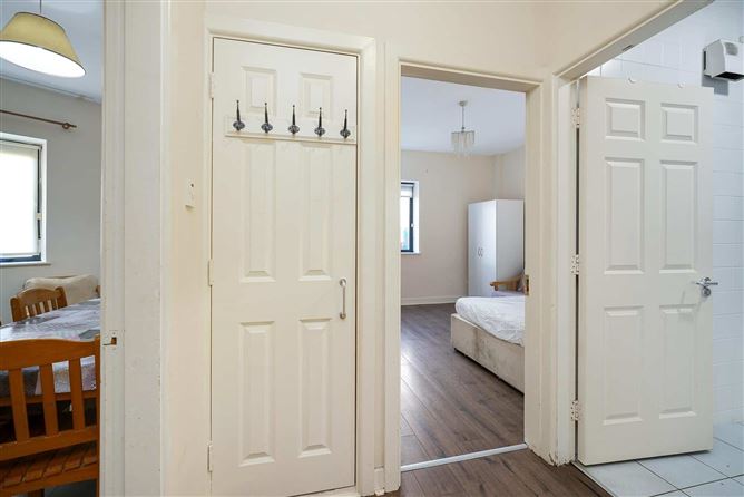 40 Shangan Hall, Ballymun, Dublin 9