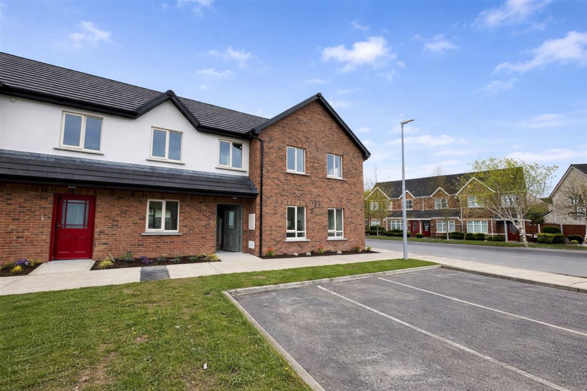 2 Latchford Gardens, Clonee, Dublin 15