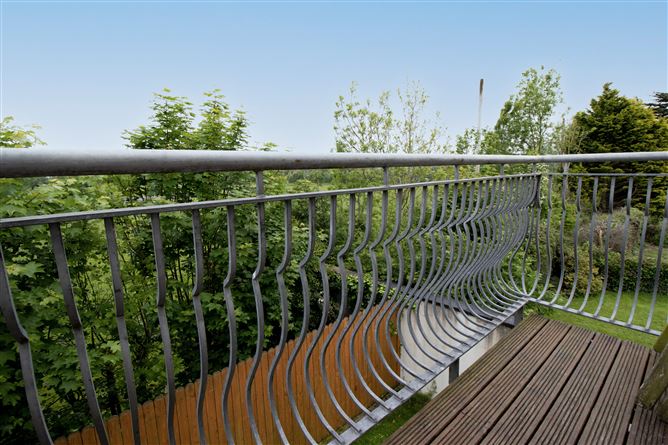 14 College Court Mountrath Road, Portlaoise, Laois