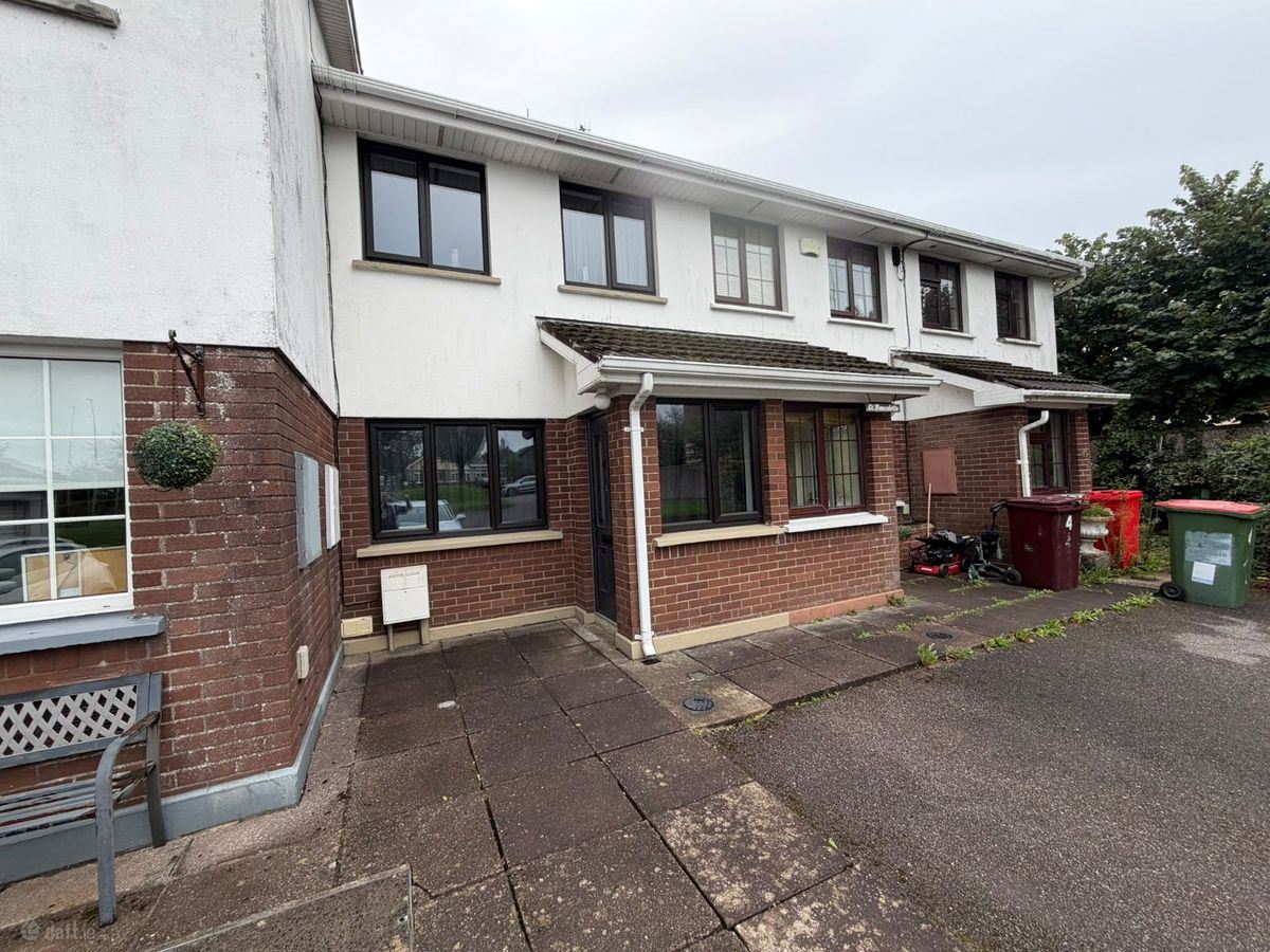 Photo 1 of 20 — 3 Millwood, Carrigaline, Cork
