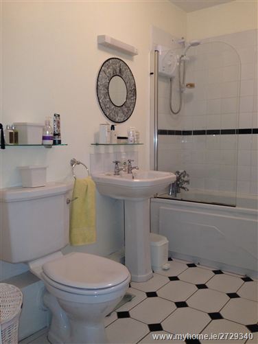 8 Newcastle Manor Square, Newcastle, Co Dublin